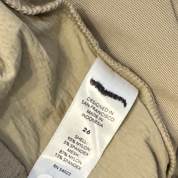 NWOT Trekkie North Jogger in Tan Zippered Pockets Hiking Outdoor Long Pants New - Picture 7 of 10